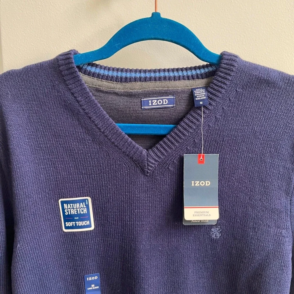 IZOD V-Neck Sweater Mens Medium Navy Blue Preppy Soft Touch Natural Stretch Knit